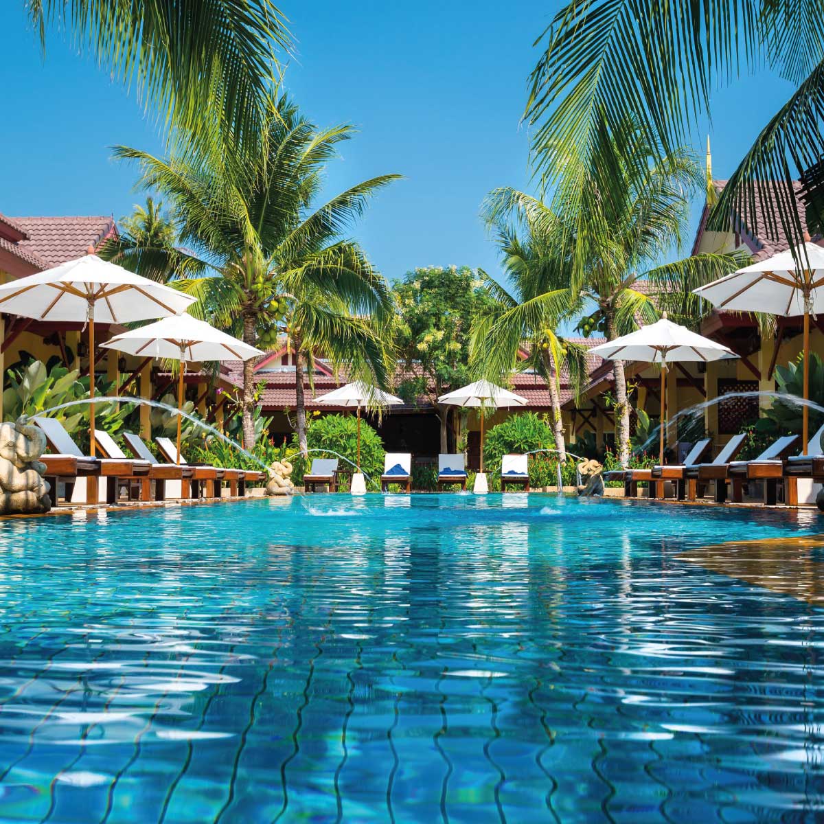Luxury Aqua Resort